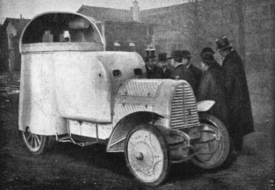 francouzsky-obrneny-automobil-1906-1-foto-720x496.jpg