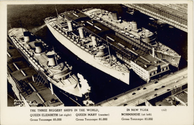 The_three_largest_ships_in_the_world,_New_York,_1940_-_photographic_postcard_(3796186285).jpg