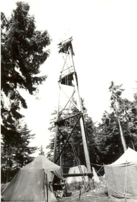 Radioklub Cheb 1972_Lesný.jpg