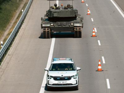 leopard-2a4-dalnice-d35--16--cervna-2026--10.jpg
