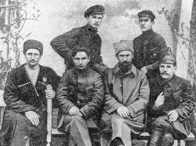 800px-Red_Army_commander_in_Batum_1921.jpg