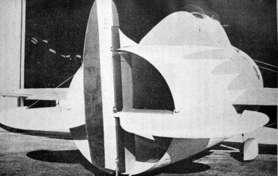 800px-Fasi_della_costruzione_della_carlinga_dello_Stipa-Caproni_09.jpg