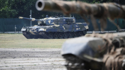 070622-leopard-tank-all-ukraine-rererm.jpg