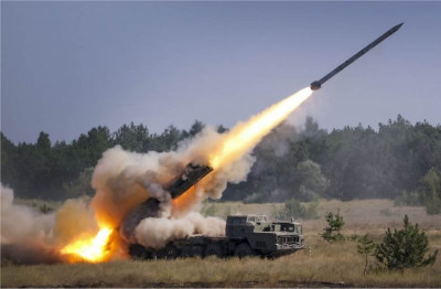 Egypt_negotiates_with_Ukraine_the_acquisition_of_Vilkha-M_300mm_rocket_launchers_925_001.jpg