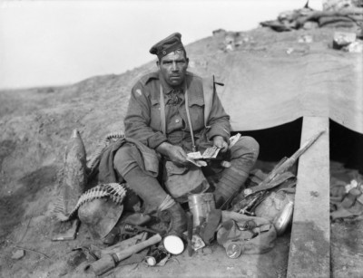 John_Hines_-_AIF_Souvenir_King_1917.jpg