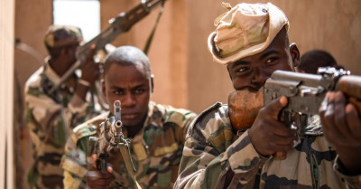 niger-soldiers-air-base-201-agadez-niger-5575933-1170x610.jpg