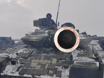 ukraine-war-drill-reuters-16445453034x3.jpg