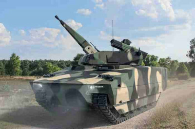 rheinmetall-unveils-universal-hybrid-mobile-short-range-air-defence-skyranger-30-1.jpg