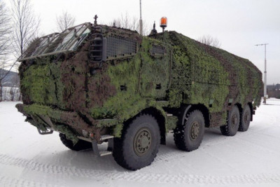 tatra_force_8x8_pram_carrier_lifting_platform_02-640x427.jpg