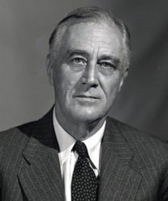 Franklin_Delano Roosevelt_1944_Wikipedie_22.jpg