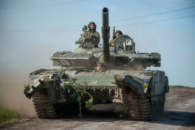 93rd_Mechanized_Brigade_Kholodnyi_Yar_trophy_tanks_May_2022_1.jpg