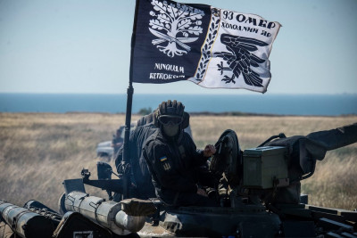 xvi3o08mpz291.jpg