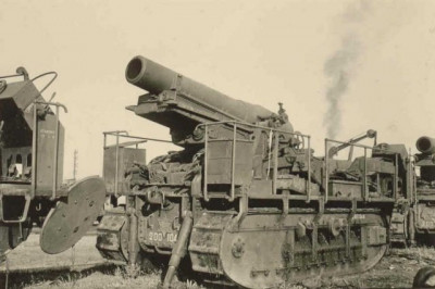 St_Chamond_SPG_29.jpg