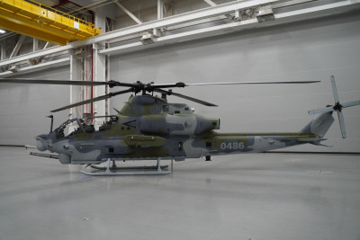 ah-1_1z_10.jpg