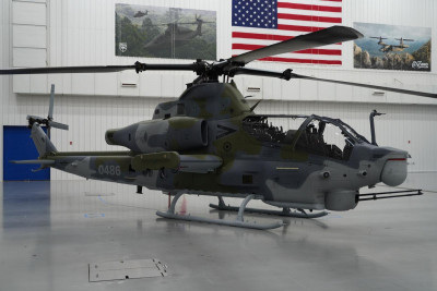 ah-1_1z_14.jpg