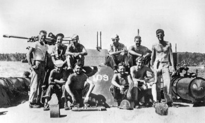 crew PT-109.jpg