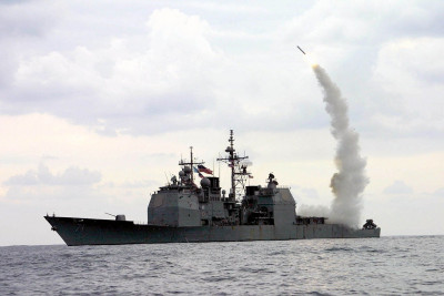 cruiser USS Cape St. George.jpg