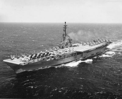 USS_Yorktown_(CVA_10)1956_43_56_Wiki_22.jpg