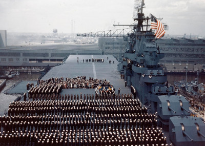 USS Yorktown CV10.jpg