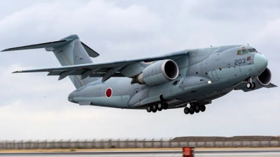 Kawasaki_C-2_takeoff_Naha_Air_Show_2018-14.jpg