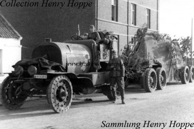 Daimler-Artilleriegeneratorwagen-01.jpg