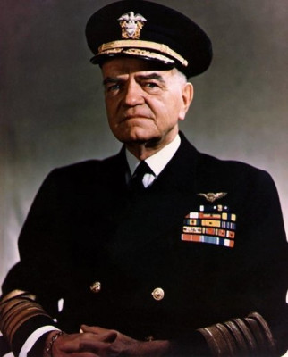 Admiral_William_F_ Halsey_ Wikipedie_22.jpg