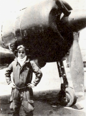 WO Kazuo Sugino (杉野計雄) as an instructor with the Tsukuba Kokutai, 1944.png