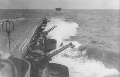 Zuikaku_sec-guns-November_1941 (1).jpg