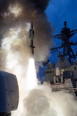 300px-USS_John_Paul_Jones_(DDG-53)_launches_RIM-174_June_2014.jpg