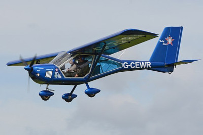 640px-Aeroprakt_Foxbat_A-22L_‘G-CEWR’_(40787279615).jpg