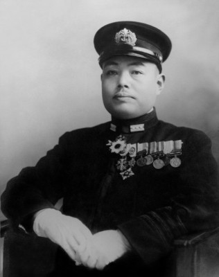 captain_Abe_Toshio_Wikipedia_22.jpg