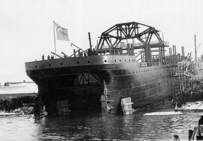 Volkhov_launched_at_Putilovskaya_Verf_in_Saint_Petersburg_17_November_1913.jpg