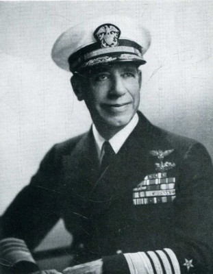 Admiral_Frederick_C._Sherman,_USN_33.jpg
