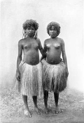 703px-Two_typical_girls_of_Dobu.jpg