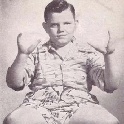 GRADY-STILES-The-Lobster-Boy-3.jpg