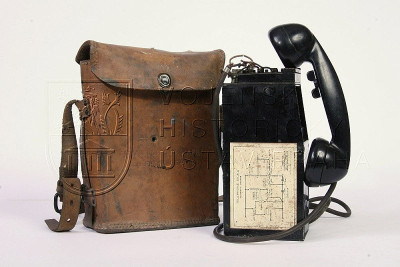 1-polni-telefon-ee8.jpg