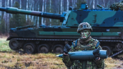 240927_estonia_soldier_artillery_MOD-e1727452599901.jpg