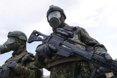 troops-bundeswehr-german-armed-forces-905504630_9ce405.jpg