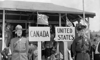 Canada_US_border.jpg