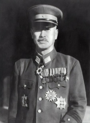 General_Mitsuru_Ushijima_33.jpg