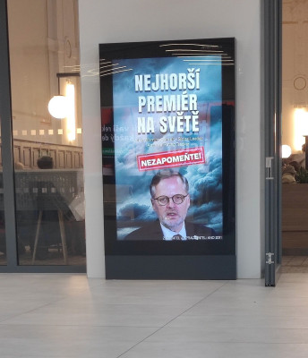 GlOIL9jXAAAPsab.jpg