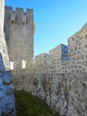 hradby parkán.jpg
