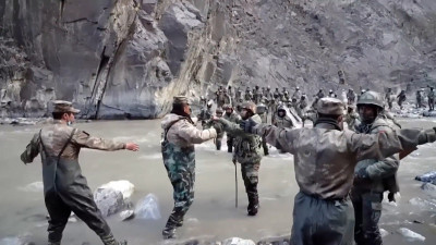 china-and-india-thumbnail-yt-v1.jpg