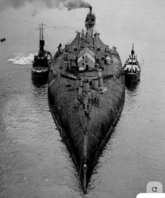 lod dnem vzhůru.png