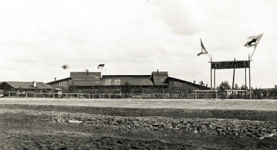 01.jpg