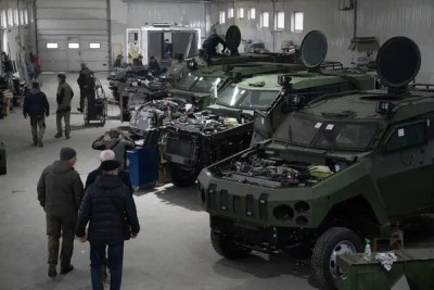 00ukraine-weaponsindustry-02-vtph-articleLarge.jpg