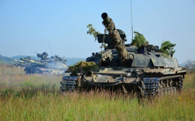 20220425084352_Ukrainian_Army_T-64BM_during_a_training_exercise.jpg