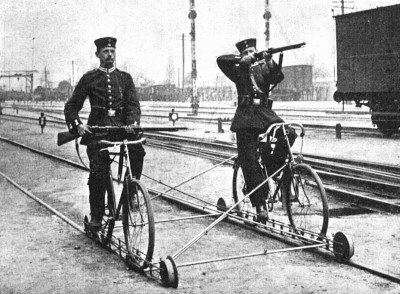 velociped-na-kolejich.jpg