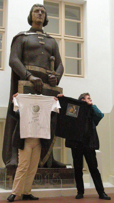 Braunschweig_Eiserner_Heinrich_und_2_T-Shirts.JPG