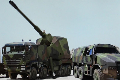 New_KMW_155m_artillery_gun_module_mounted_on_truck_chassis_at_Singapore_AirShow_2018_925_001.jpg
